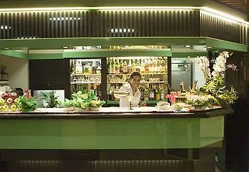 ***  Hotel Astoria Sure Hotel Collection By Best Western Milano İtalya