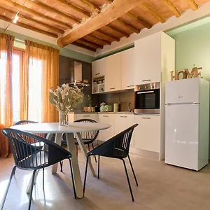 Cozy With A View In Appartamento San Miniato