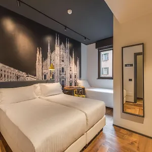 3* Отель Roxy