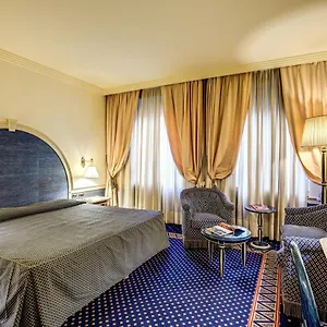 4* Отель Auriga